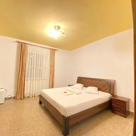 Ambasador Boutique Guest house *