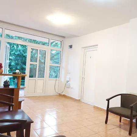 Ambasador Boutique Guest house *